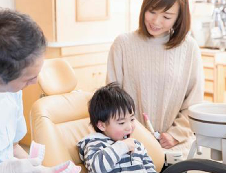 堺市西区の歯医者さん、諏訪ノ森歯科・矯正歯科の小児歯科